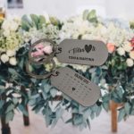 Personalizirani privjesak za ključeve s obilježenim datumom