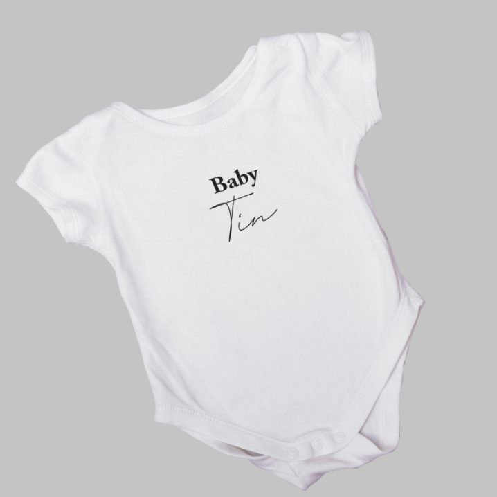 Personalizirani body za bebe - minimalistički dizajn